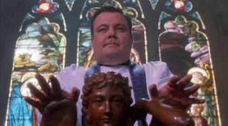 007 Glenn Shadix as Father Ripper.jpg